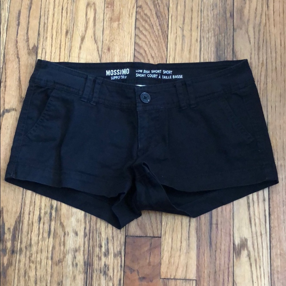 Low rise black shorts
